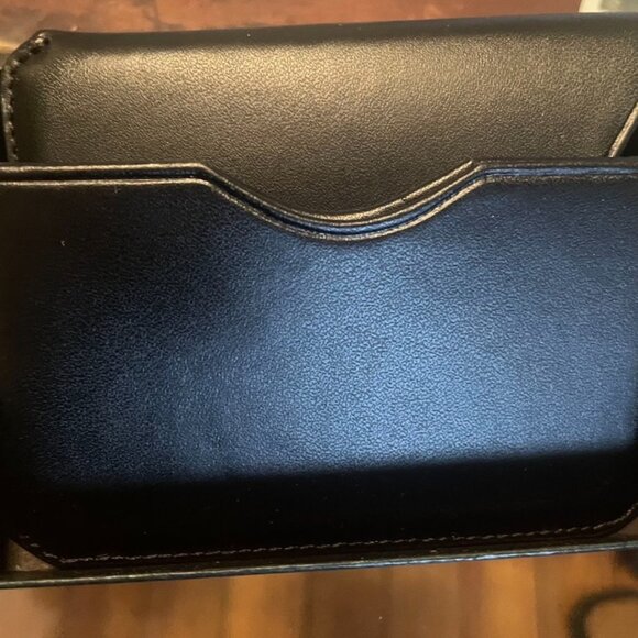 Rémy Martin VSOP Leather Pocket Card Holder - Picture 4 of 4